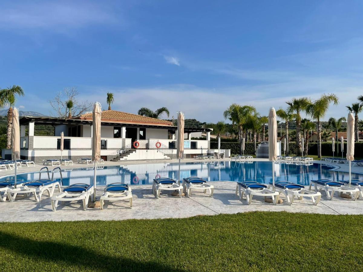 Residence Hydria Campofelice Di Roccella Ngoại thất bức ảnh